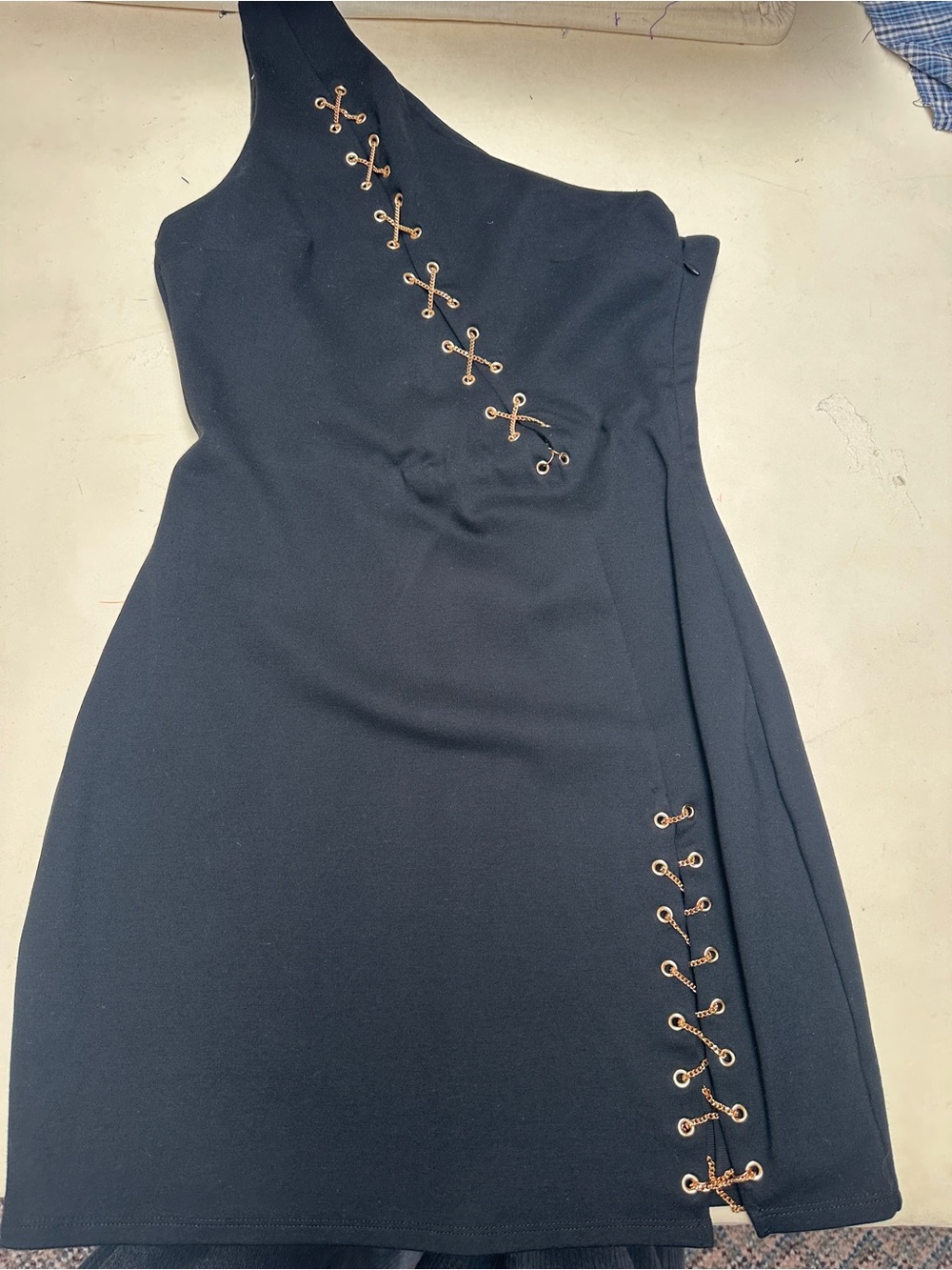 Tractr Black One-Shoulder Mini Dress with Gold Eyelet Lacing